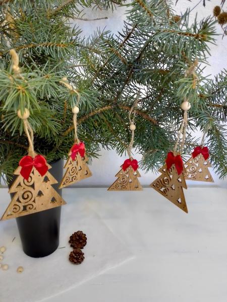 Christbaum Holzanhänger mit Schleife